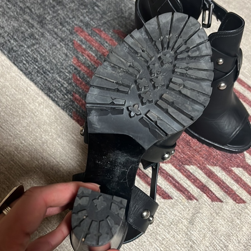 Rocker heels - Picture 4 of 5